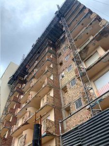 Restauracion-de-fachadas-apartamento playa Edificio-Copacabana-en-Mareny-Blau-Sueca-Valencia rehabilitacion