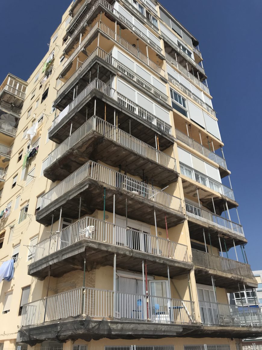 Rehabilitación de fachadas apartamentos de playa Valencia