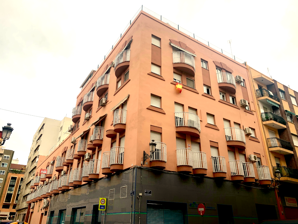 rehabilitación edificio fachada calle felipe salvador 11 valencia después